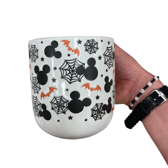 ✨ NEW ✨ 🐭 Mickey Halloween Mug 🎃 2023 - Picture 2 of 2
